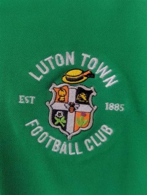 Luton Town 2018-19 GK Kit