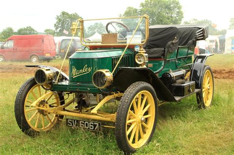 Excerpts from Leominster's History - Stanley steam powered car.