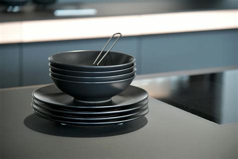 Close-Up Photo Of Black Ceramic Bowl · Free Stock Photo