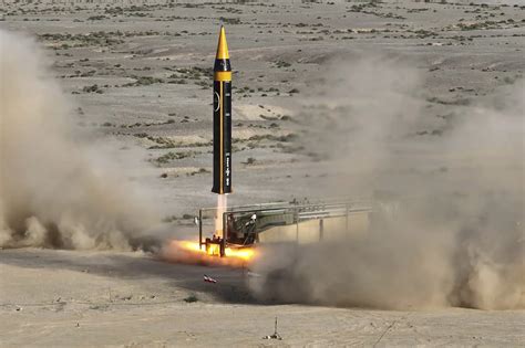 MxM News: Iran unveils latest version of ballistic missile