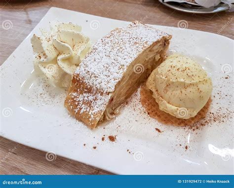 Apple Pie with Cream and Vanilla Ice Cream Stock Photo - Image of service, whipped: 131929472