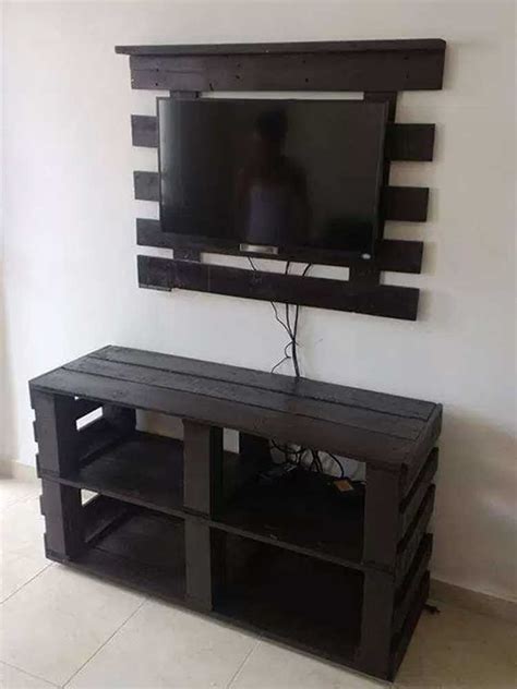 23 DIY TV Stand Ideas for Your Weekend Home Project