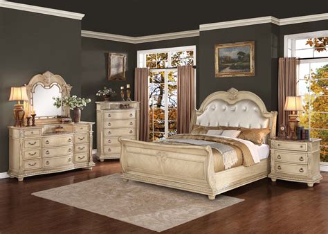 Homelegance Palace II Upholstered Bedroom Set - Antique White 1394WW-Bed-Set at Homelement.com