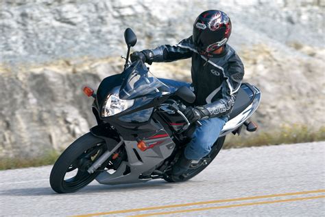 SUZUKI GS500F (2007-2008) Specs, Performance & Photos - autoevolution