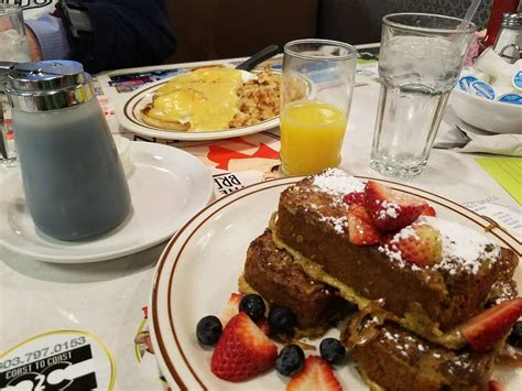 Breakfast Queen - Restaurant | 3460 S Broadway, Englewood, CO 80113, USA