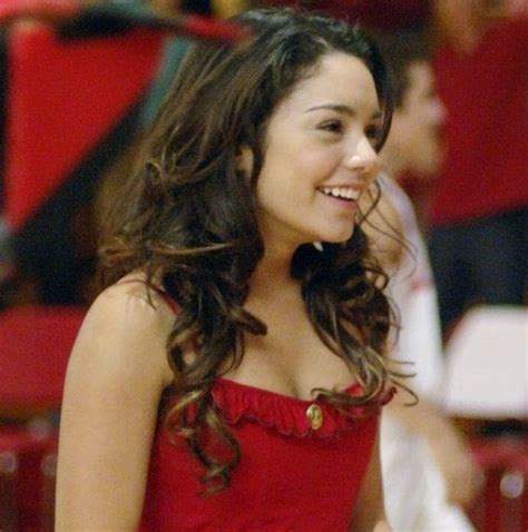 Gabriella Montez (High School Musical) | Disney Character | A Complete ...