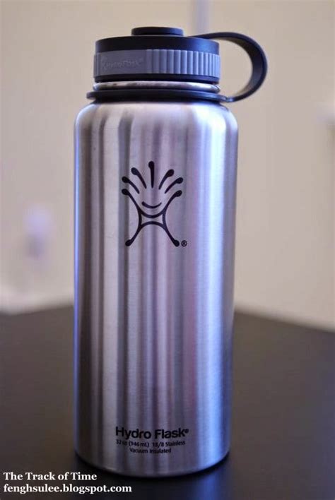 Hydro Flask Insulated Water Bottle 32 oz | The Track of Time