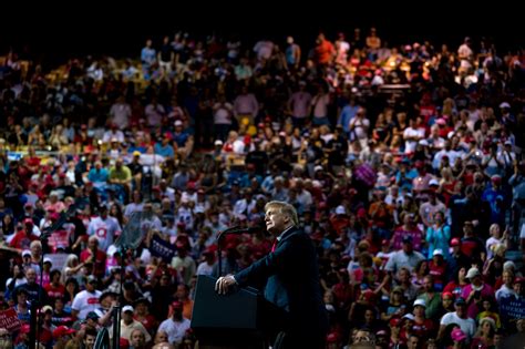 At Florida Rally, Trump Boasts About the Economy and Takes Aim at Usual ...