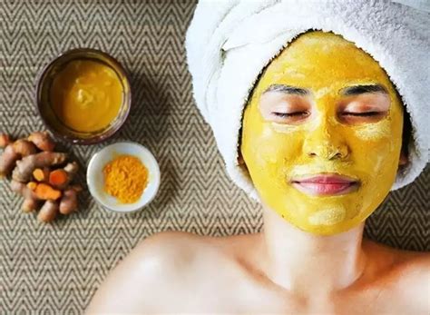 5 Best Natural Homemade Face Masks for Oily Skin