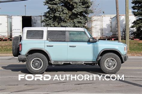 2023 Ford Bronco Heritage Four Door In Shadow Black: Photos