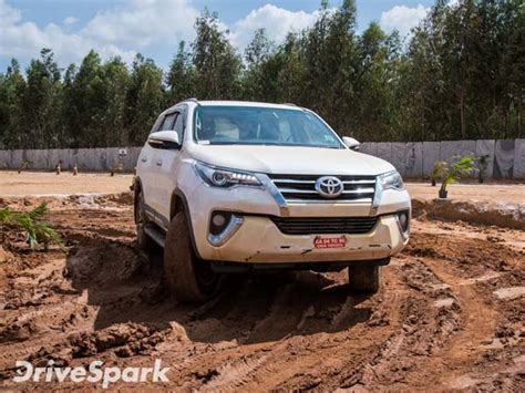 New Toyota Fortuner Off-Road Review - DriveSpark Reviews