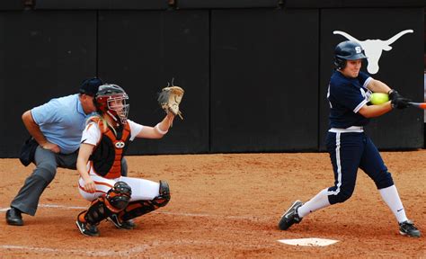 How To Play Softball- Rules, Guideines and Equipments