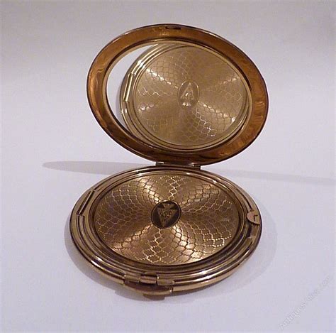 Antiques Atlas - Vintage Compacts / Mirrors Kigu Floral