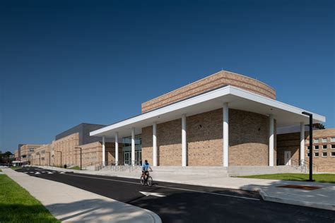 Stratford High School | Antinozzi Associates Architecture & Interiors