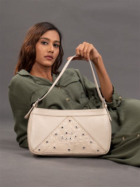 Buy A Big Indian Story Kutch Baguette Bag - Off White Online