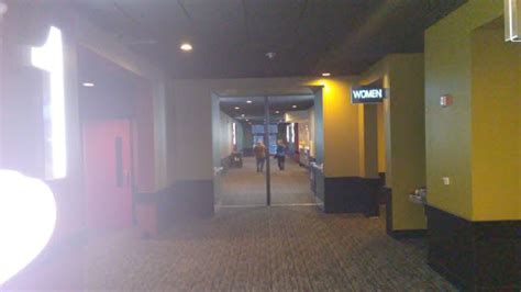 Movie Theater «Showcase Cinemas North Attleboro», reviews and photos, 640 S Washington St, North ...