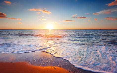 Beach waves scenery wallpaper | 2560x1600 | #29270