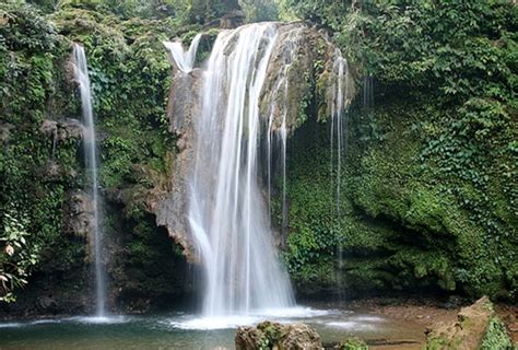 Photo Gallery of Corbett Waterfalls in Uttarakhand | IndianHoliday.com