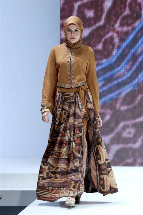 Model Desain Baju Muslim Dari Desaigner Top Indonesia – Model Busana