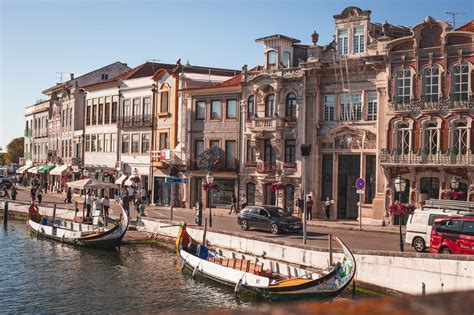 aveiro-canals-gondola - Sights Better Seen