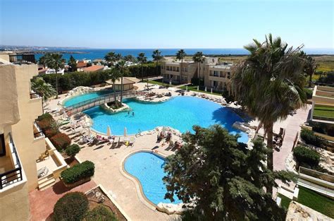 Panareti Coral Bay Resort, Paphos | Purple Travel