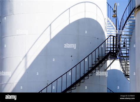 Refinery in Aspropyrgos, Attica, Greece Stock Photo - Alamy