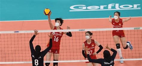 Chinese volleyball team wear masks during Asian Cup clash - anews