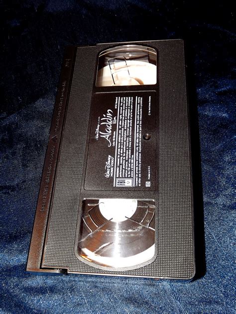 -=Chameleon's Den=- Disney VHS Tape: Walt Disney's Black Diamond Classic Aladdin