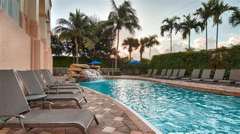 The Hilton Naples, Less than half a mile from beautiful beaches of Naples, Florida, and close to ...