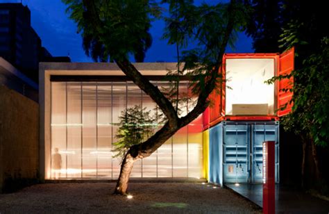 22 Most Beautiful Houses Made From Shipping Containers - [ arch+art+me ]