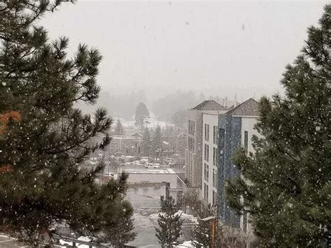 Flagstaff snow-play areas getting trashed during government shutdown