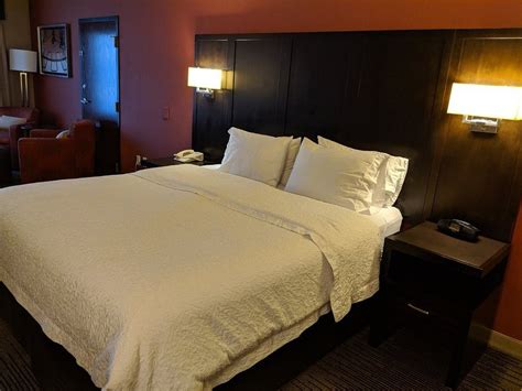 HAMPTON INN PHOENIX-BILTMORE $111 ($̶1̶6̶3̶) - Updated 2021 Prices & Hotel Reviews - AZ ...