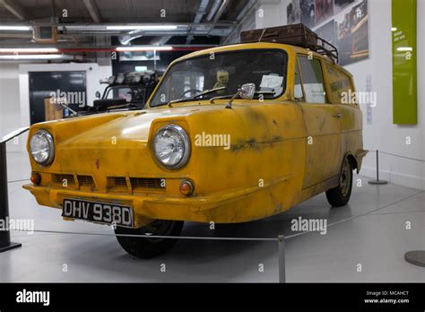 1972 Reliant Regal Supervan 3 Stock Photo - Alamy