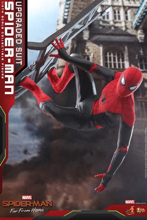 Hot Toys Upgraded Suit Spider-Man Far From Home Figure Up for Order ...