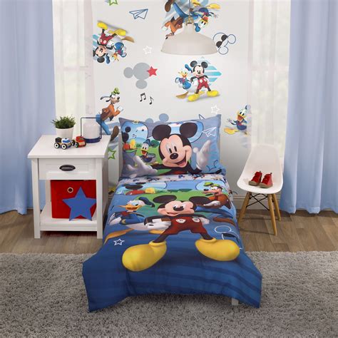 Disney Mickey Mouse Fun with Friends Toddler Bedding Sets, Toddler Bed ...