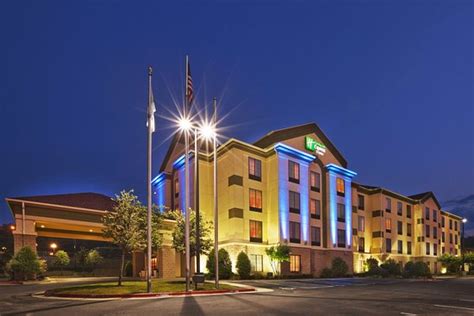 HOLIDAY INN EXPRESS HOTEL & SUITES MCALESTER $79 ($̶8̶8̶) - Updated 2019 Prices & Reviews - OK ...