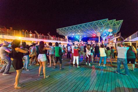 Deck Parties on Carnival Paradise Cruise Ship - Cruise Critic