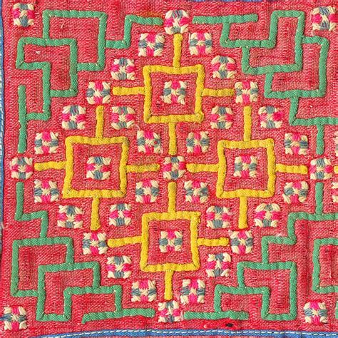 Hmong embroidery | Tissu ethnique, Tissu, Broderie et couture