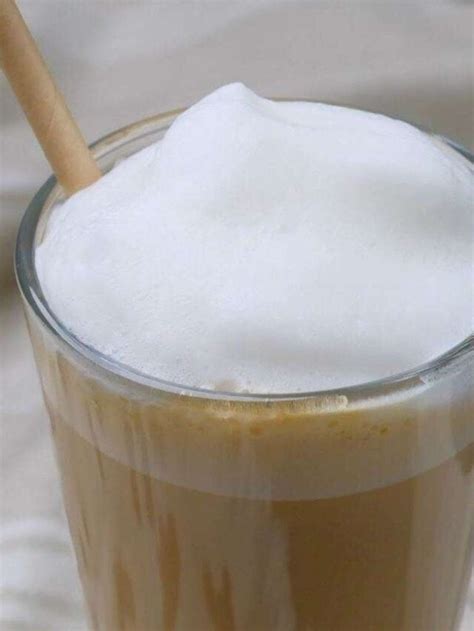 Almond Milk Latte Recipe - Roasty Coffee