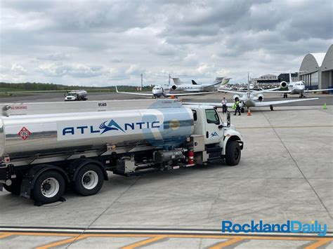 United Airlines Adding 2,000 New Jobs at Newark Airport | Rockland Daily