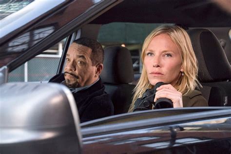 'Law & Order: SVU': Kelli Giddish Shares a Unique Behind-the-Scenes ...