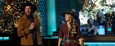 Amy Grant And Trisha Yearwood Hosting CMA Country Christmas