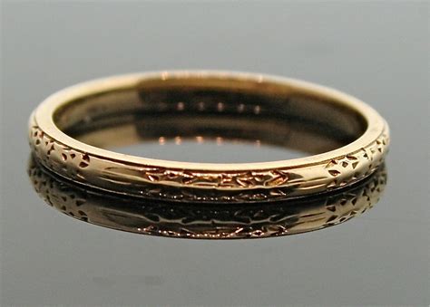 Antique 18k Rose Gold Engraved Wedding Band by TheCopperCanary