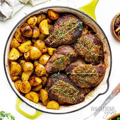 Steak And Potatoes (One Pan Recipe!) - Wholesome Yum