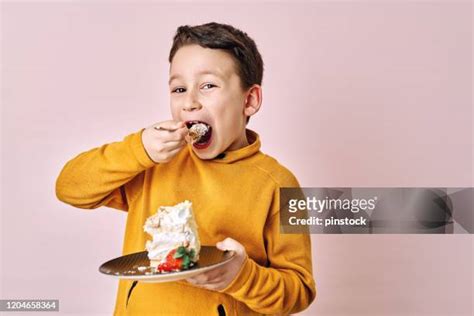 420 Fat Person Eating Cake Stock Photos, High-Res Pictures, and Images ...