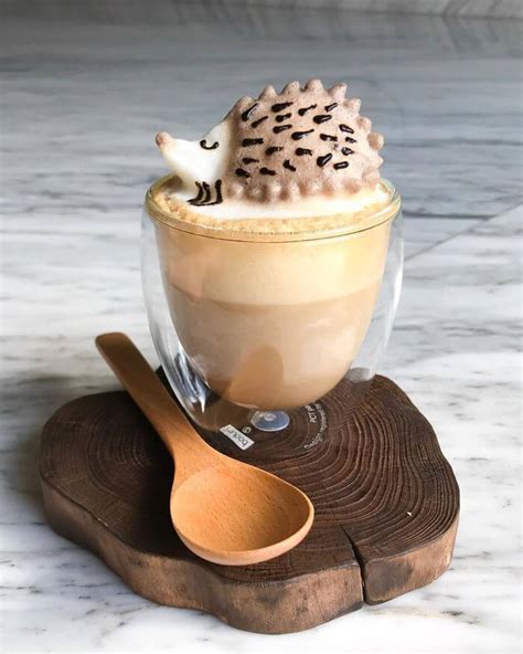 Adorable 3D Latte Art by Periperipeng - Design Swan