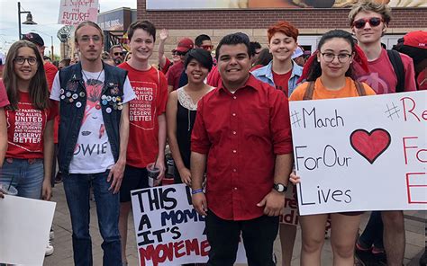 Thousands hit street to protest teacher pay in Red for Ed march | Cronkite News