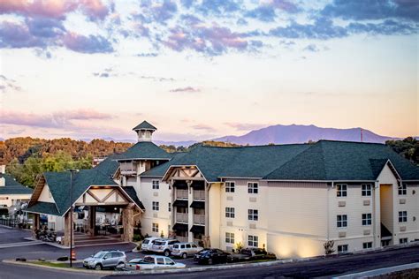 5 Best Places to Stay in Sevierville TN and the Smoky Mountains