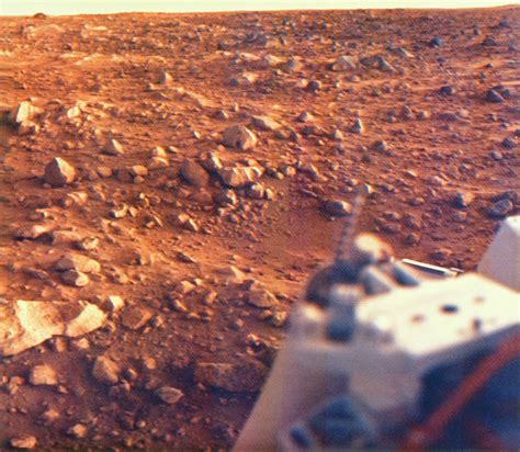 Viking 2 Lander Photo Of The Surface Of Mars Photograph by Science Photo Library - Pixels