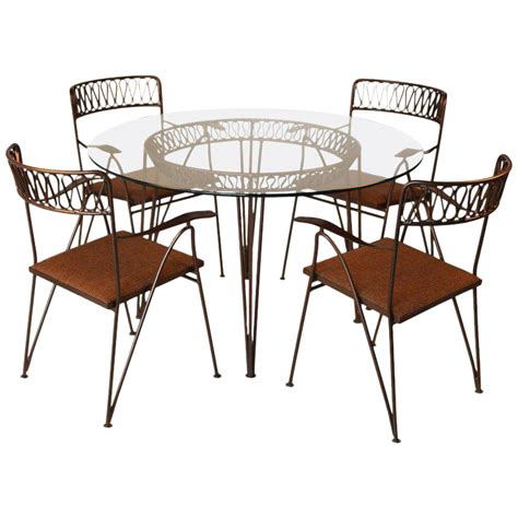 Salterini Patio Table - Patio Furniture